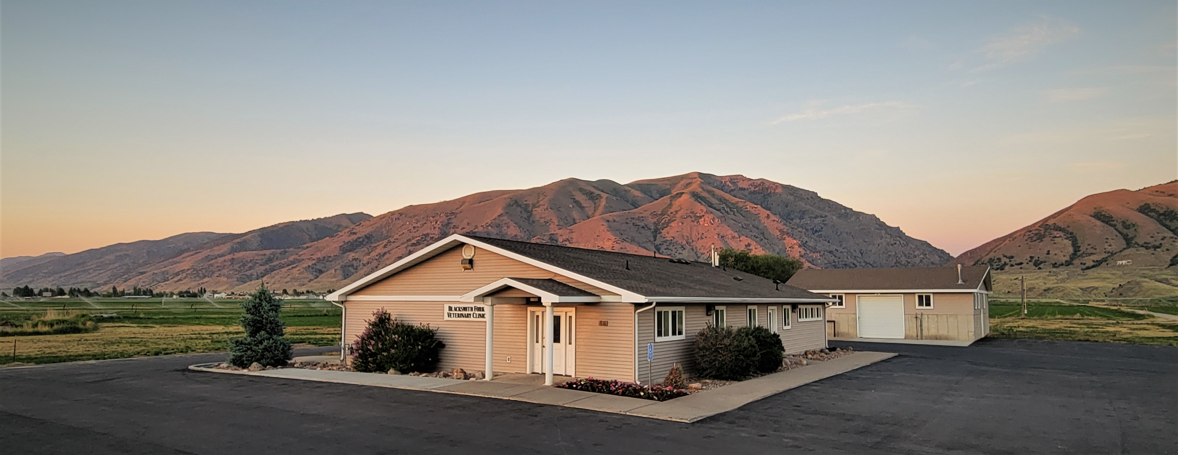 Contact Hyrum, UT Blacksmith Fork Vet Clinic